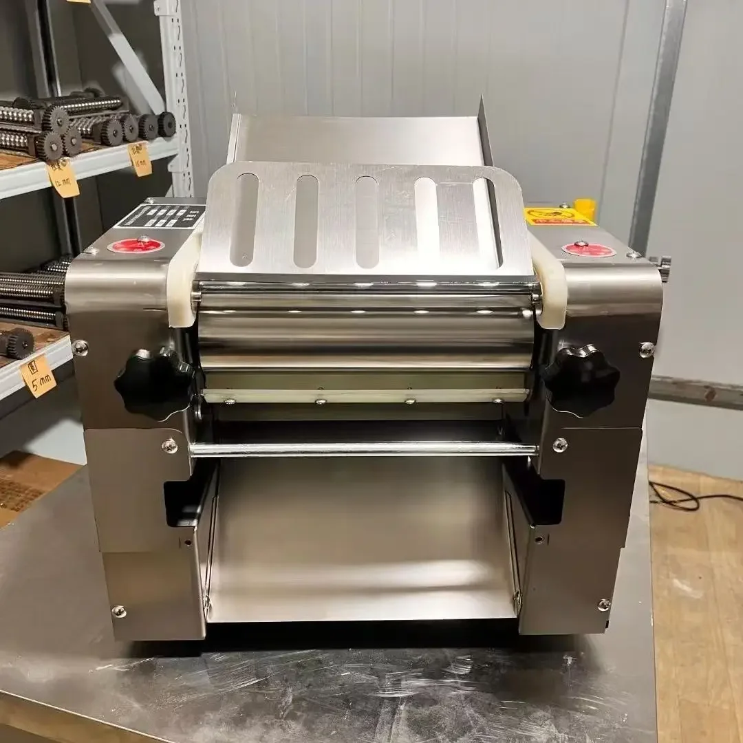 混練機 麺製造機 卓上生地シーターマシン 家庭用 ピザパン生 - Bread Maker Machine のレビューと価格